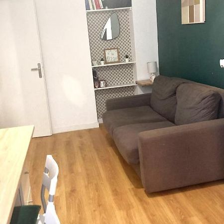 Chambre En Appartement Haussmannien En Centre Ville Saint-Etienne  Eksteriør billede
